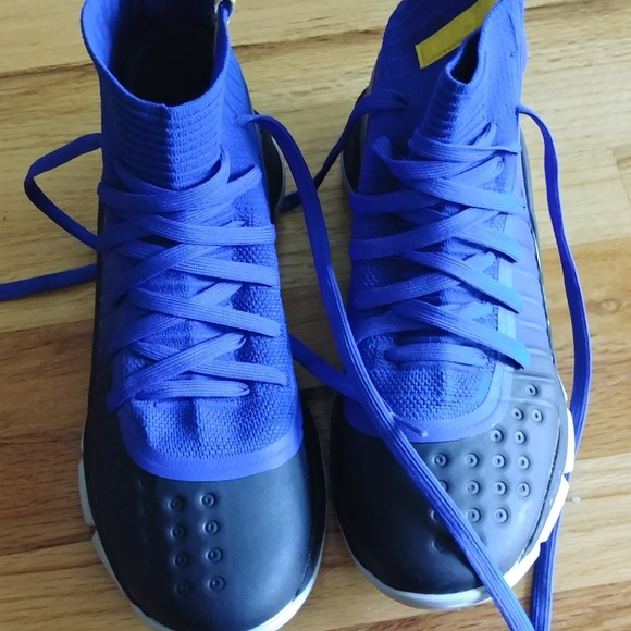 Curry 4 - Picture 2 of 4